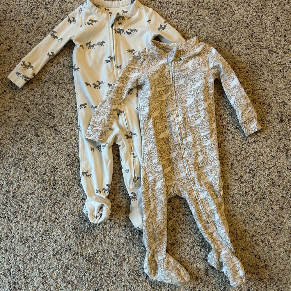 Set of two Kids One Piece Pajamas - Cream and Tan